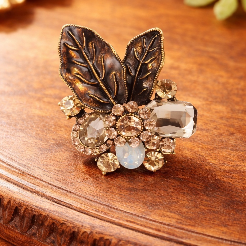 Vintage Style Enamel Leaf Rhinestone Brooch Pin